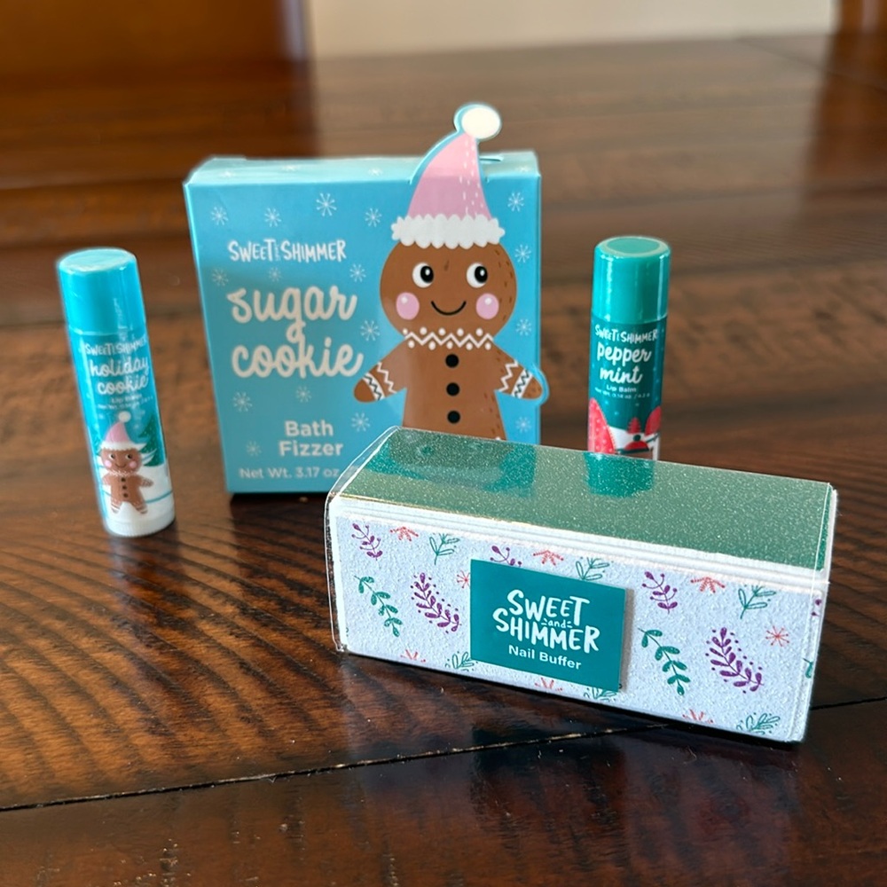 Ulta Sweet & Shimmer Bath Fizzer, Lip Balm & Nail Buffer Bundle